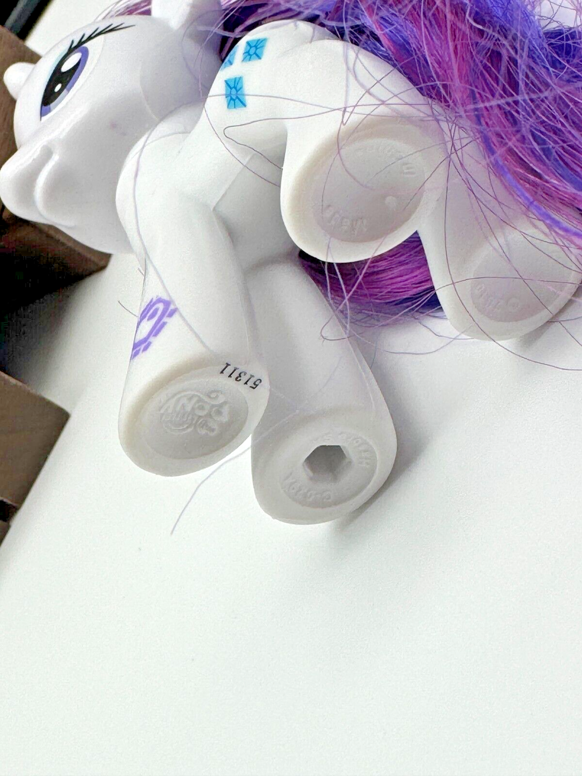 2010 Hasbro My Little Pony Rare W/Ribbon Attached G4 Rarity Authentic 3" MLP