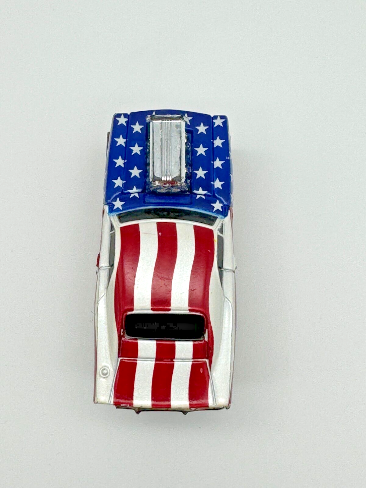 2001 MAISTO MUSCLE MACHINES '69 DODGE CHARGER AMERICAN FLAG BLOWN ENGINE 1/64