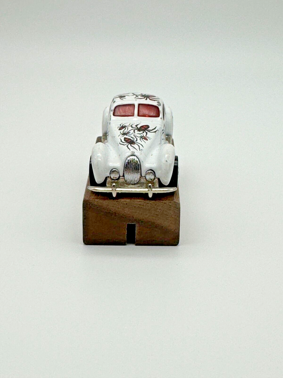 1987 MATTEL HOT WHEELS TATTOO MACHINES WHITE JAGUAR SPLIT  "SPIDERIDER" SPIDERS!